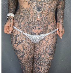 Weißer Spitzen String...