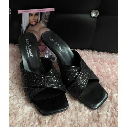 Offene Sommerschlappen