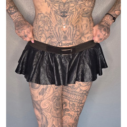 Schwarzer Miniskirt